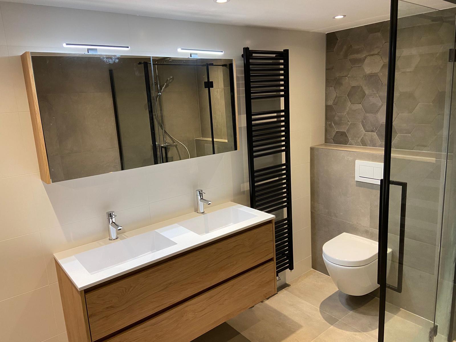 Badkamer 3 tegelzetter Noord holland
